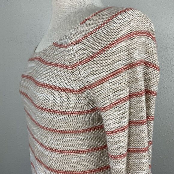 Pink Rose Sweater Size M EUC - Picture 4 of 7